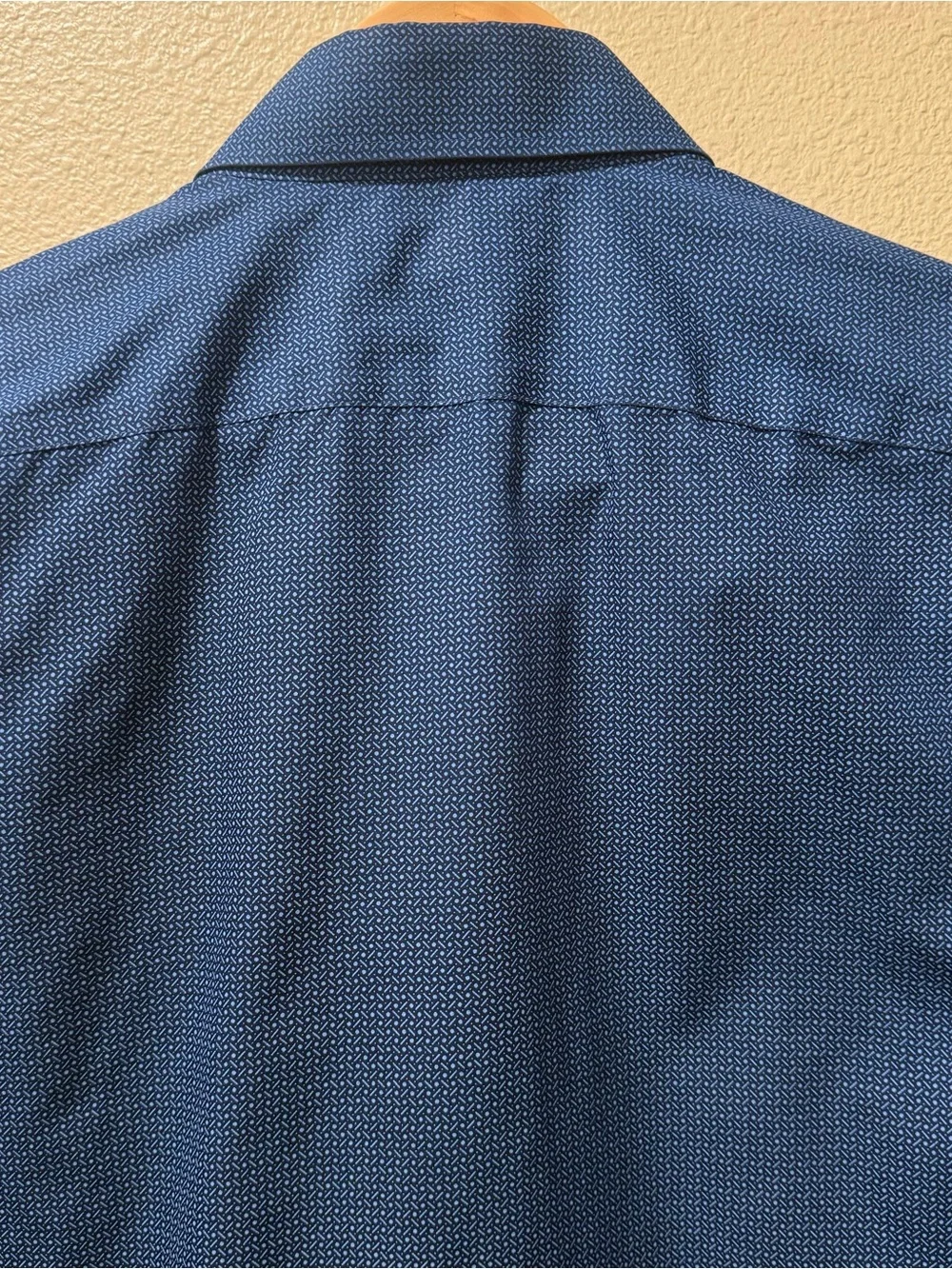 Men’s Small Banana Republic Blue Non-Iron Camden Fit Long Sleeve Button Up Shirt